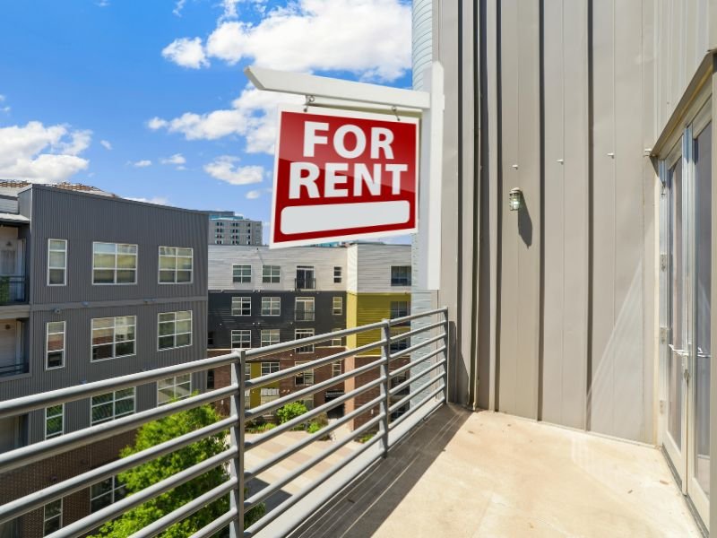 Turn your balcony or study into a micro co-working space for extra income