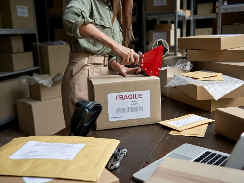 How to start a dropshipping business and sell online without inventory.