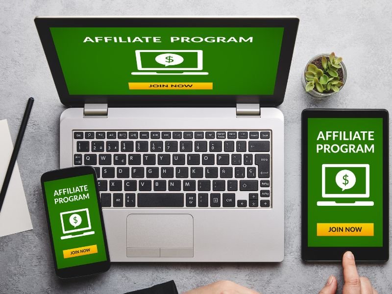 How beginners can earn money with the Shopify Affiliate Program by promoting e-commerce