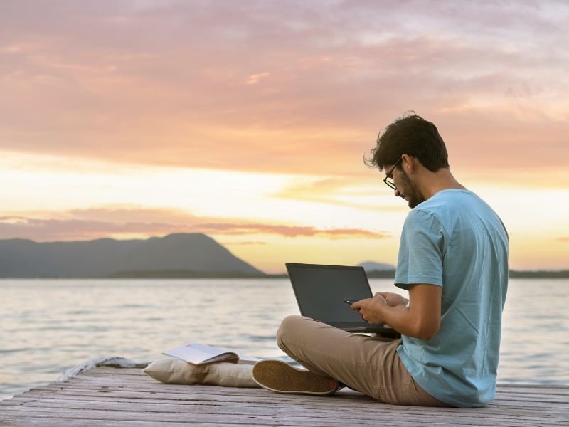 How to start freelancing without any investment.