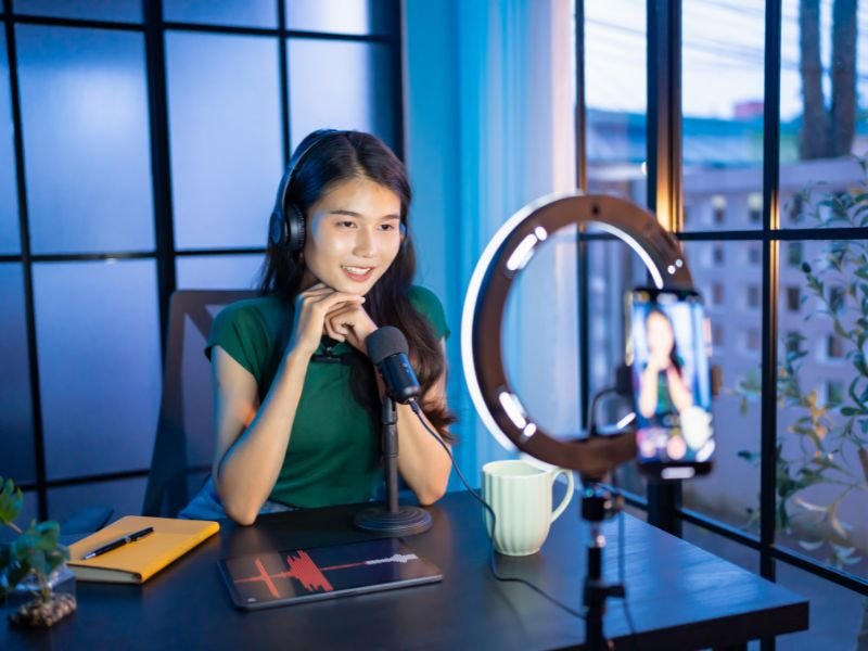 Want to start a faceless channel let me show you what actually works