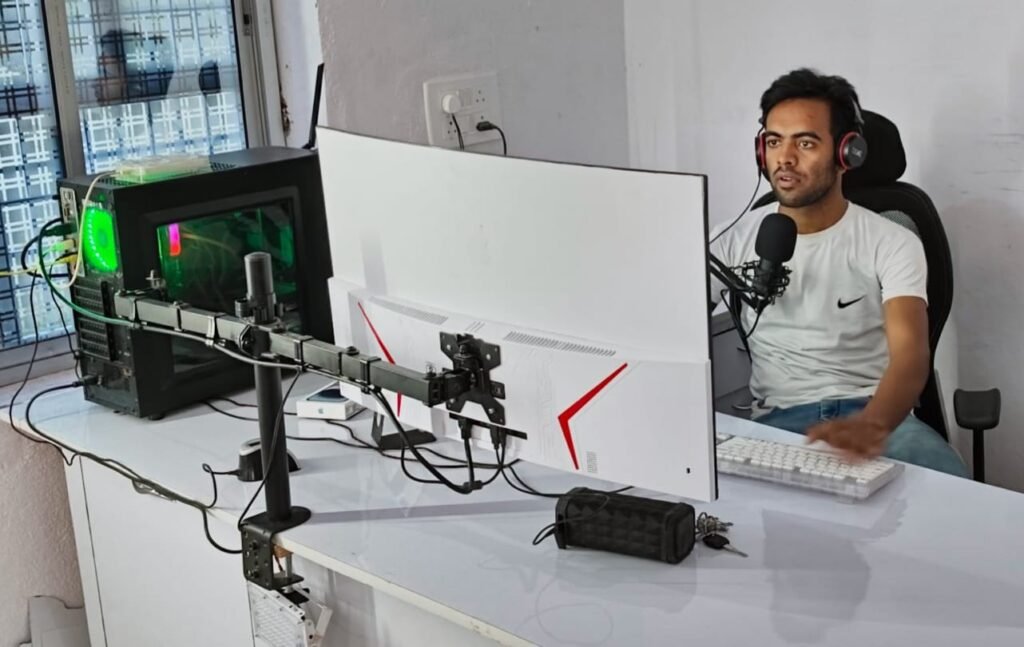 Shams Tabrez recording video and managing projects, demonstrating digital earning expertise